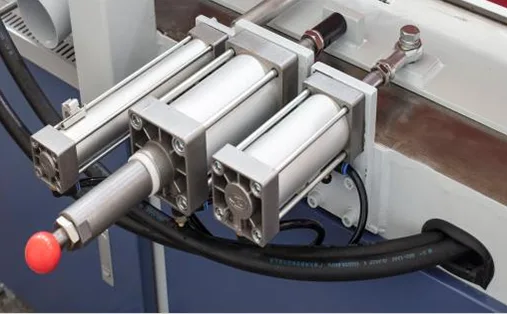 Prepressure conveying
